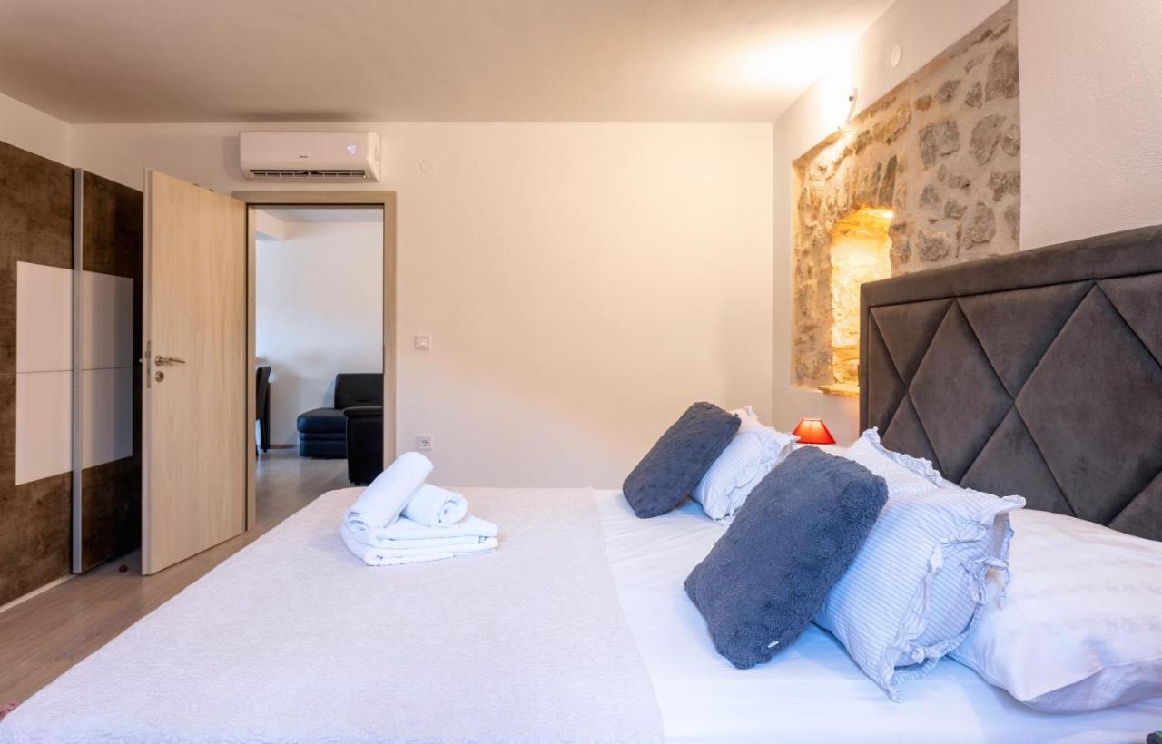 Apartments Ante Hvar Town Exterior photo